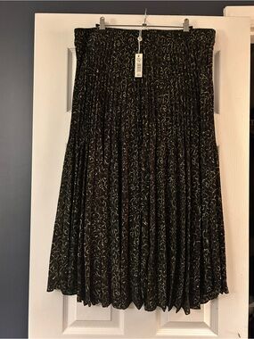 Max Studio Pleated Black Animal Print Midi Skirt